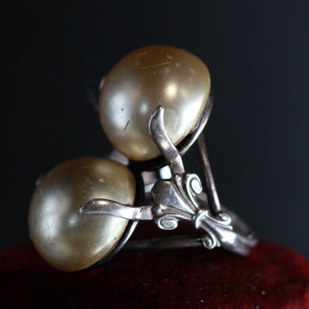 ARTS & CRAFTS STERLING SILVER PEARL RING